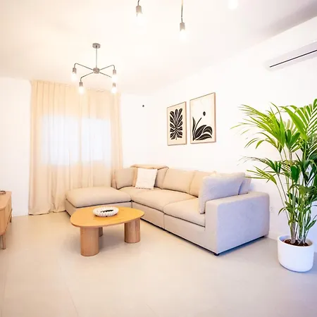 Casa Dara's Sea Feriehus Playa Honda (Lanzarote)
