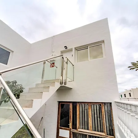 Casa Dara's Sea Feriehus *